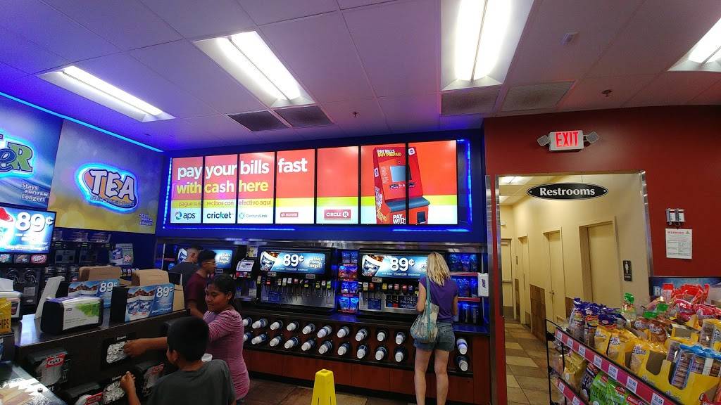 Circle K | meal takeaway | 5146 E McDowell Rd, Phoenix, AZ 85008, USA | 6022756683 OR +1 602-275-6683