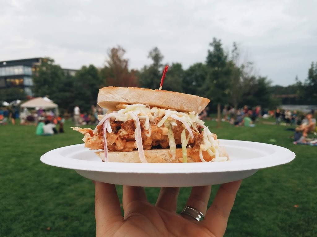 Locavore Mobile Kitchen | restaurant | 930 Galloway St, Eau Claire, WI 54703, USA | 7159525627 OR +1 715-952-5627