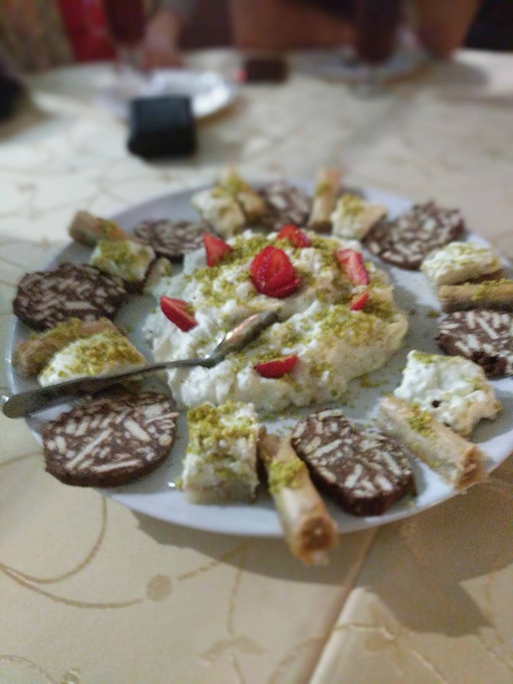 Phoenicia Restaurant | restaurant | 343 N Central Ave, Glendale, CA 91203, USA | 8189567800 OR +1 818-956-7800