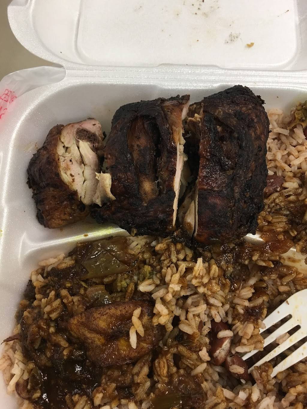 Island Basket | restaurant | 3925 Jog Rd, Greenacres, FL 33467, USA | 5619670525 OR +1 561-967-0525