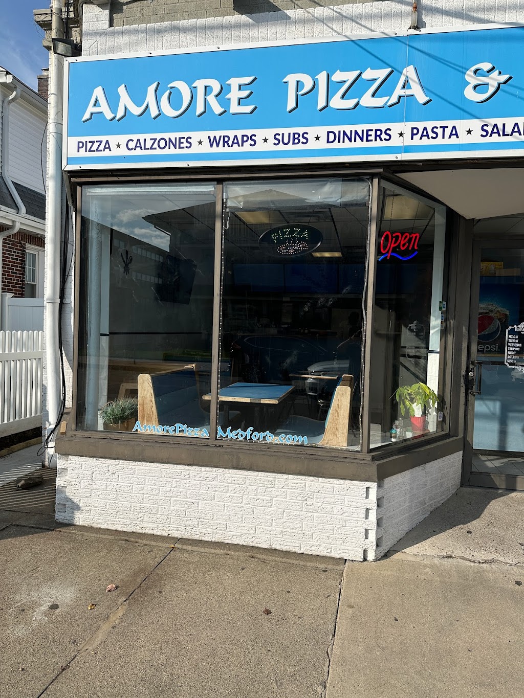Amore Pizza & Kitchen Medford | restaurant | 509A High St, Medford, MA 02155, USA | 7814888020 OR +1 781-488-8020