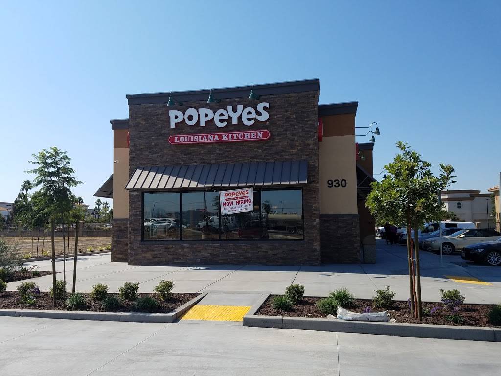 Popeyes Louisiana Kitchen | restaurant | 930 Betteravia Rd, Santa Maria, CA 93454, USA | 8058624401 OR +1 805-862-4401