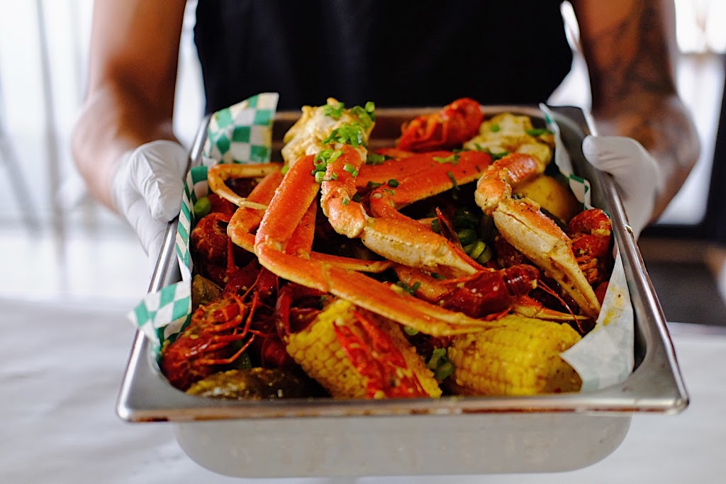 Cajun Boil Express | restaurant | 14333 Beach Blvd #101, Jacksonville, FL 32250, USA | 9045030151 OR +1 904-503-0151