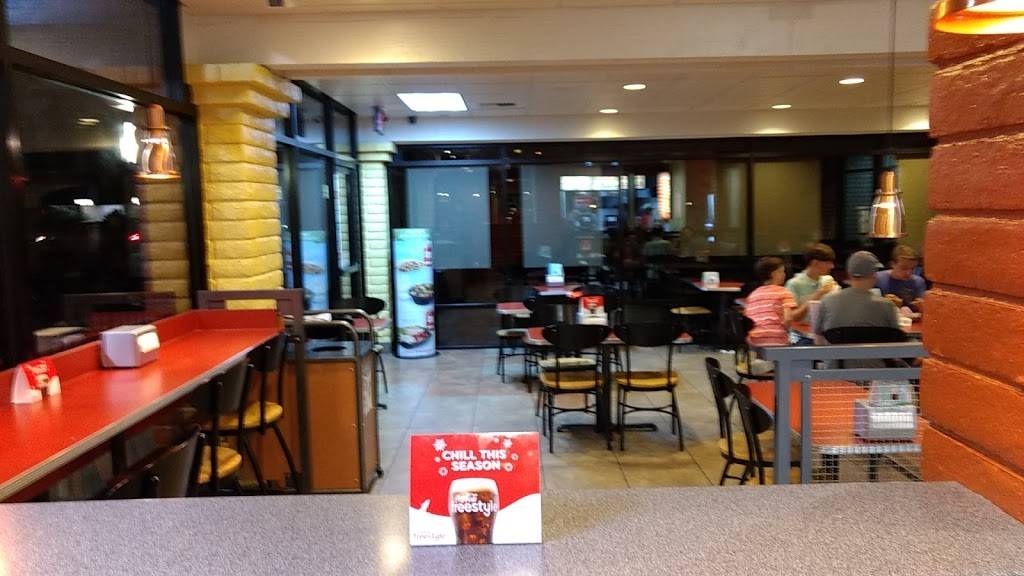 Jack in the Box | restaurant | 16725 Bernardo Center Dr, San Diego, CA 92128, USA | 8584855413 OR +1 858-485-5413