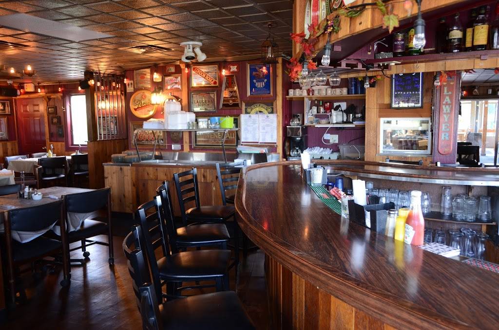 Dover Inn | restaurant | 1909 N Beaumont Ave, Kansasville, WI 53139, USA | 2625342707 OR +1 262-534-2707