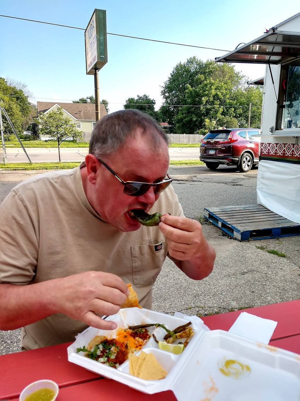 Serenata Taqueria | restaurant | 517 12th St SE, Rochester, MN 55904, USA | 5072029069 OR +1 507-202-9069