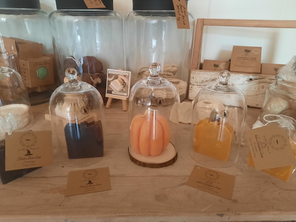 Lucky Feather Soapery & Mercantile | cafe | 305 3rd St, Aurora, IN 47001, USA | 8126211360 OR +1 812-621-1360