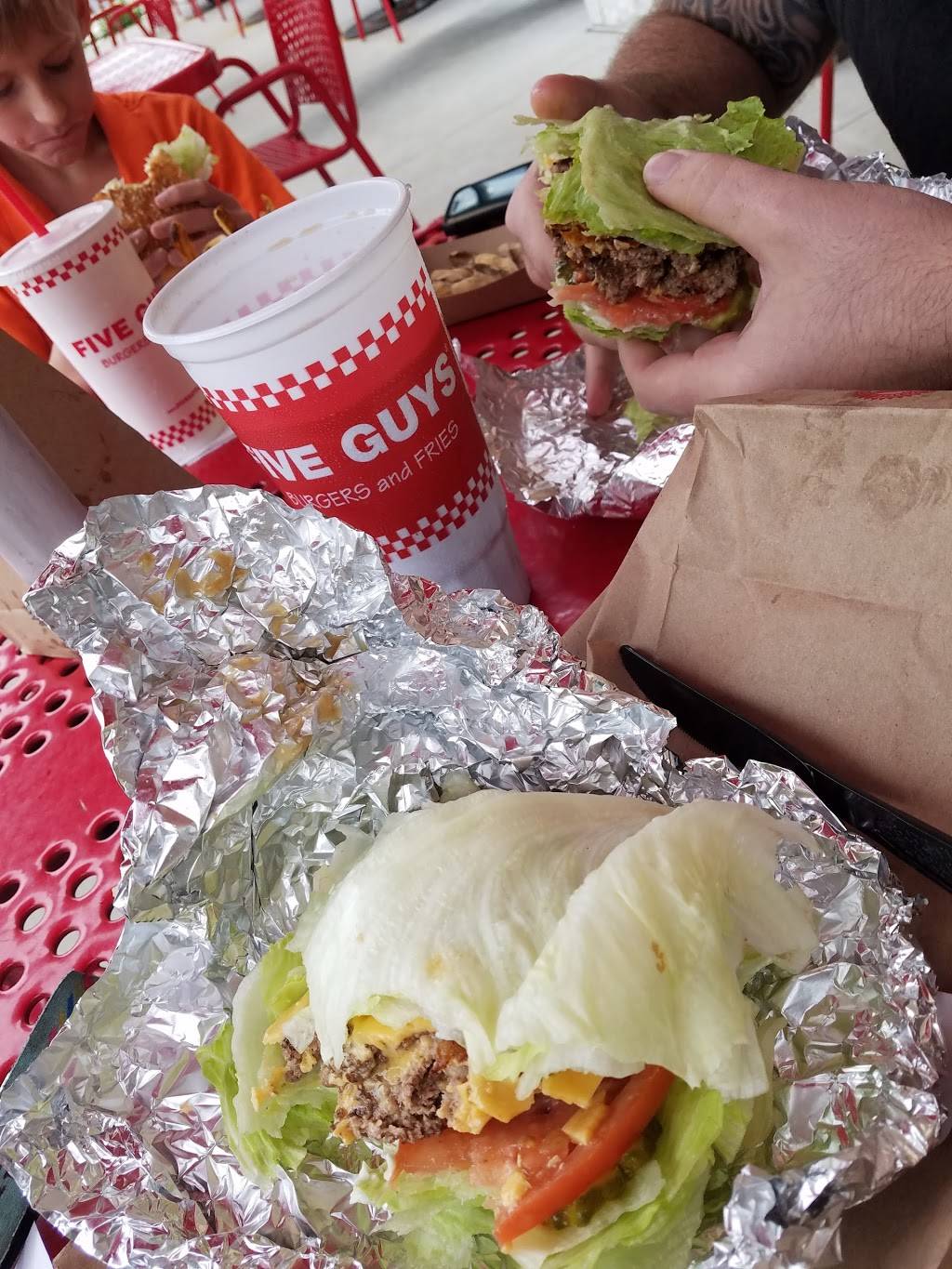 Five Guys | meal takeaway | 6000 Northwest Hwy, Crystal Lake, IL 60014, USA | 8154790430 OR +1 815-479-0430