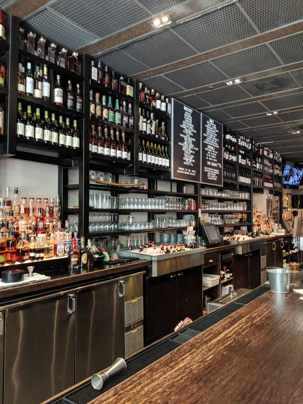 Blue Smoke | restaurant | 255 Vesey St, New York, NY 10282, USA | 2128892005 OR +1 212-889-2005