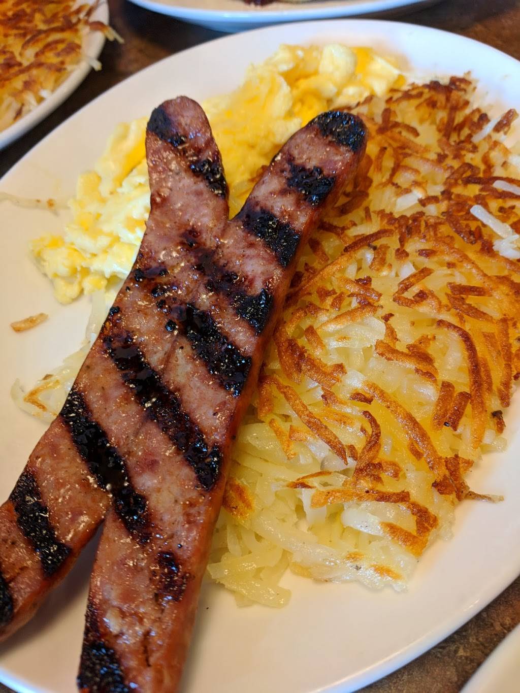 Sharis Cafe and Pies | bakery | 2185 NW 185th Ave, Hillsboro, OR 97124, USA | 5036290548 OR +1 503-629-0548