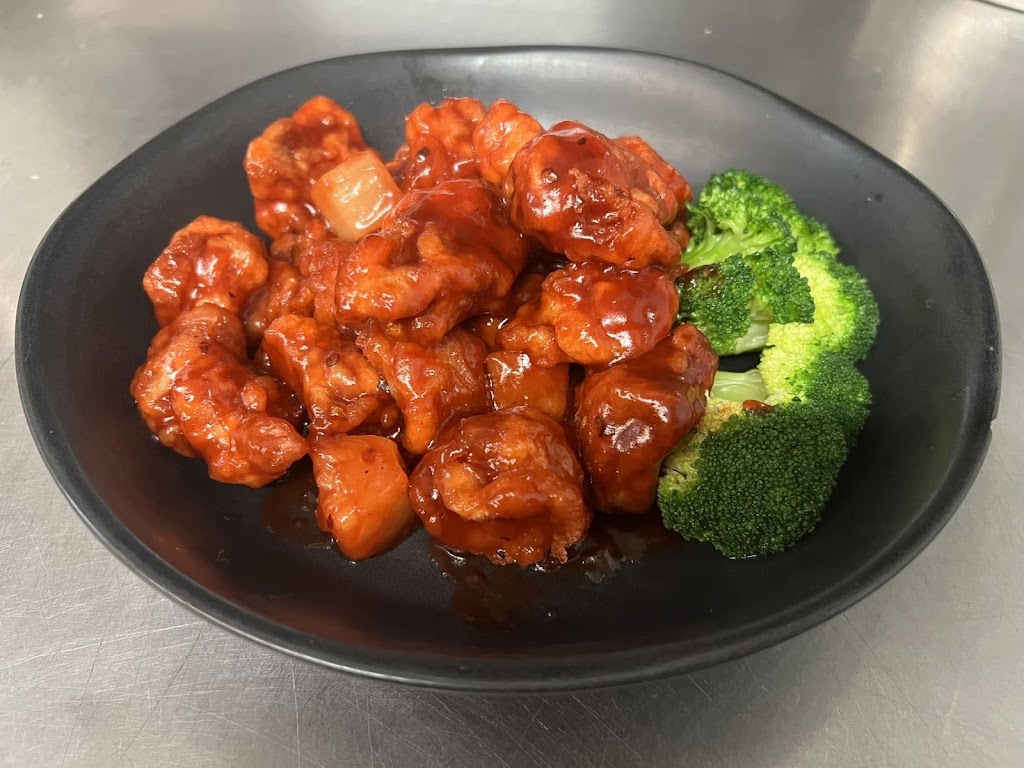 Wasabi Asian Bistro & Bar | restaurant | 16 N Meadows Rd, Medfield, MA 02052, USA | 5083598272 OR +1 508-359-8272