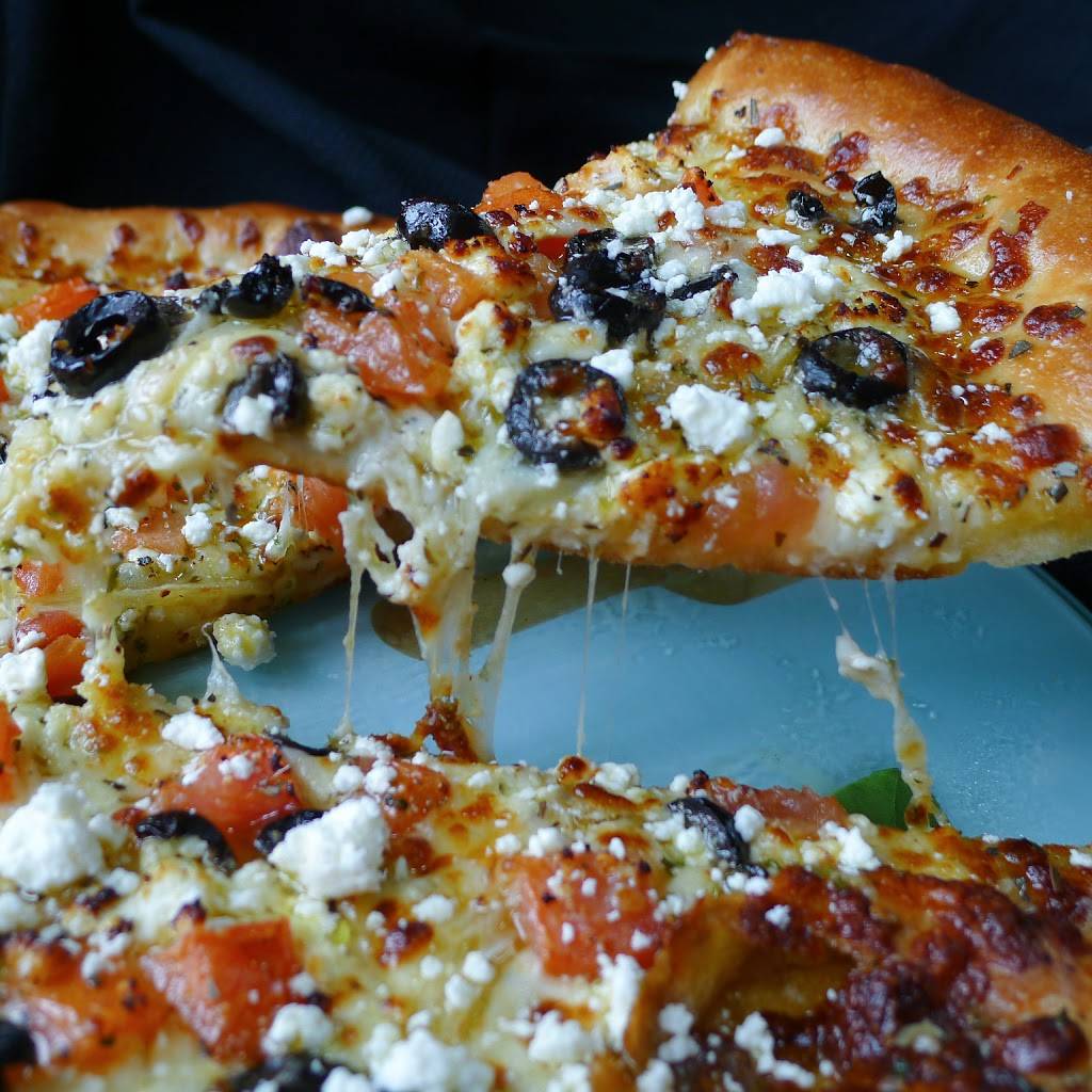 EuroGyro | restaurant | 13429 Madison Ave, Lakewood, OH 44107, USA | 4408570200 OR +1 440-857-0200