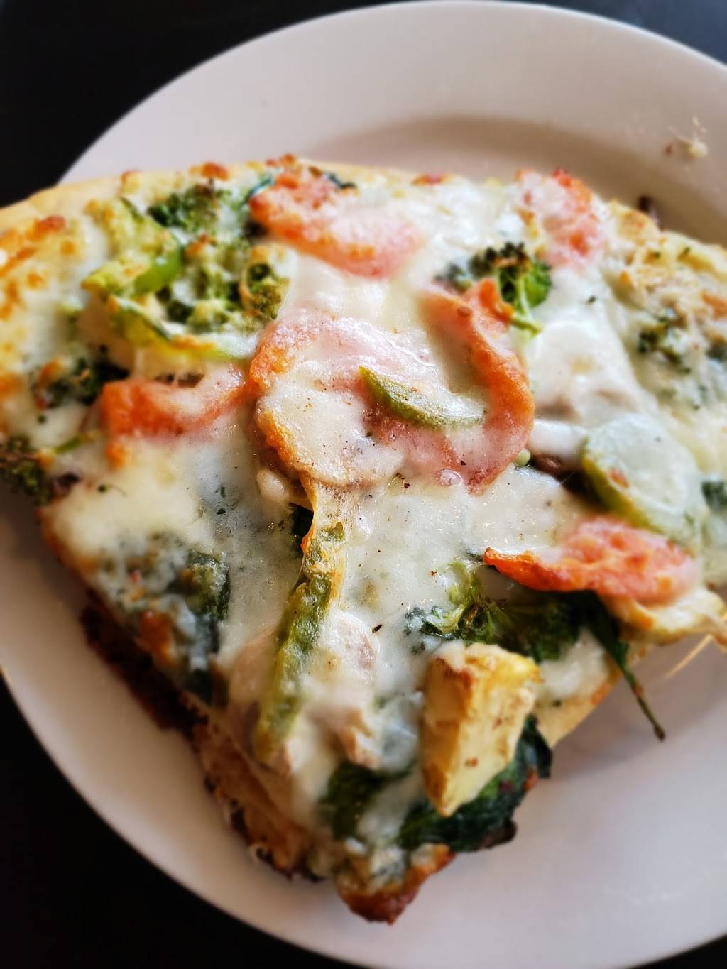 Bottoms Up Pizza | restaurant | 1700 Dock St, Richmond, VA 23223, USA | 8046444400 OR +1 804-644-4400