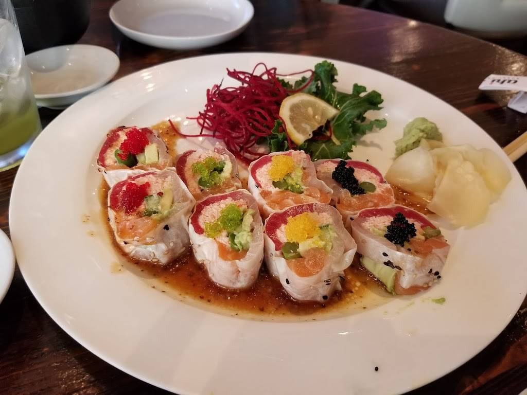 Ahi Ahi Sushi Bar and Grill | restaurant | 45 Auto Center Dr #120, Foothill Ranch, CA 92610, USA | 9496009833 OR +1 949-600-9833