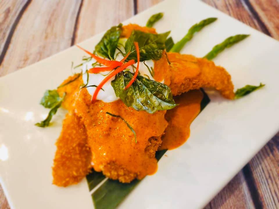 Iyara Thai Cuisine | restaurant | 1531 Eldridge Pkwy Suite 100, Houston, TX 77077, USA | 8326191395 OR +1 832-619-1395