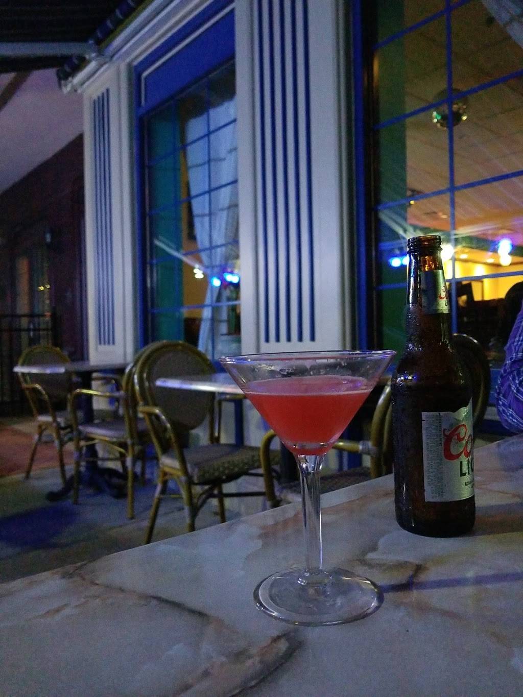 Stray Bar | restaurant | 17 Old Frankfort Way, Frankfort, IL 60423, USA | 8158067185 OR +1 815-806-7185