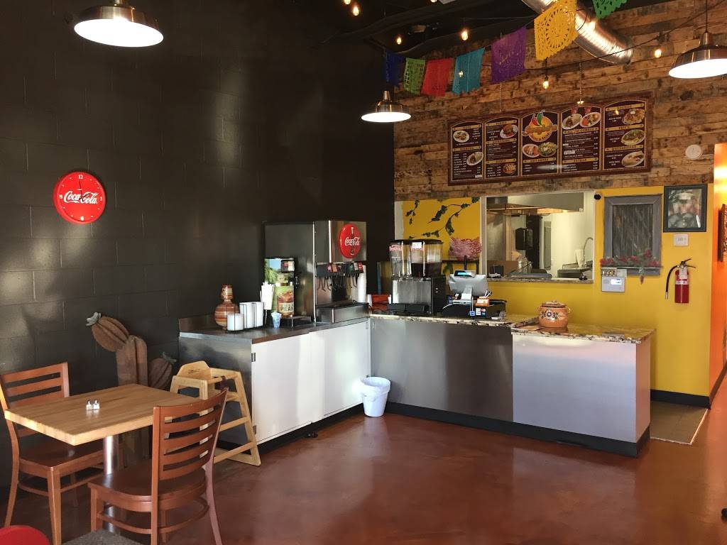 Sergios Tacos n Salsa | restaurant | 12031 5th St a, Yucaipa, CA 92399, USA | 9097901579 OR +1 909-790-1579