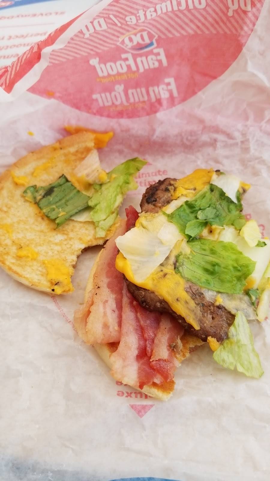 Dairy Queen Grill & Chill | restaurant | 407 St Clair St, Chatham, ON N7L 3K4, Canada | 5193529184 OR +1 519-352-9184