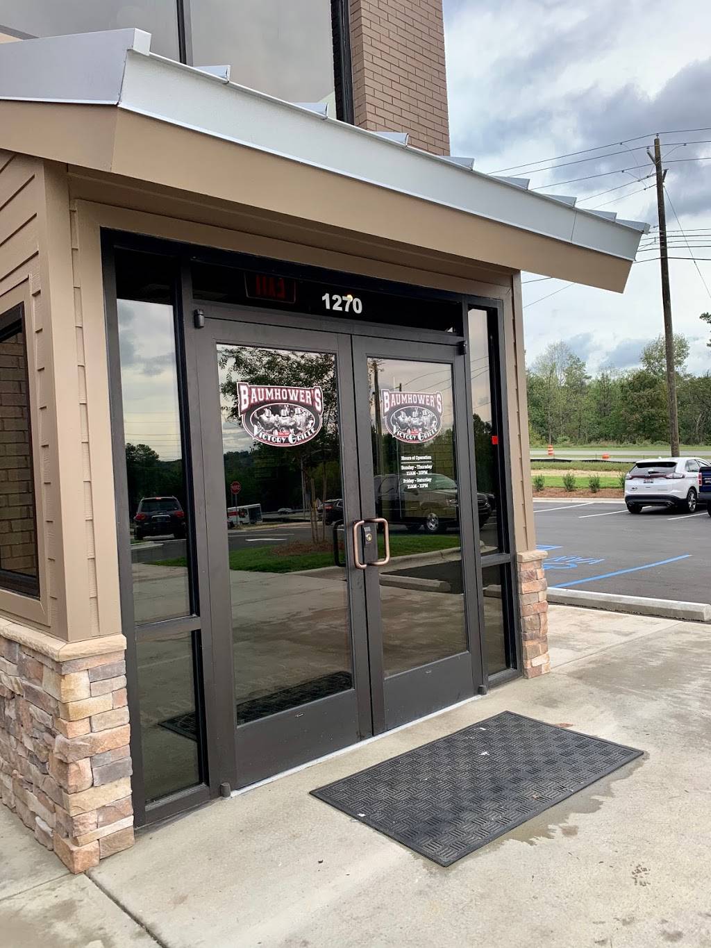 Baumhowers Victory Grille - Vestavia Hills | restaurant | 1270 Montgomery Hwy, Vestavia Hills, AL 35216, USA | 2054037474 OR +1 205-403-7474