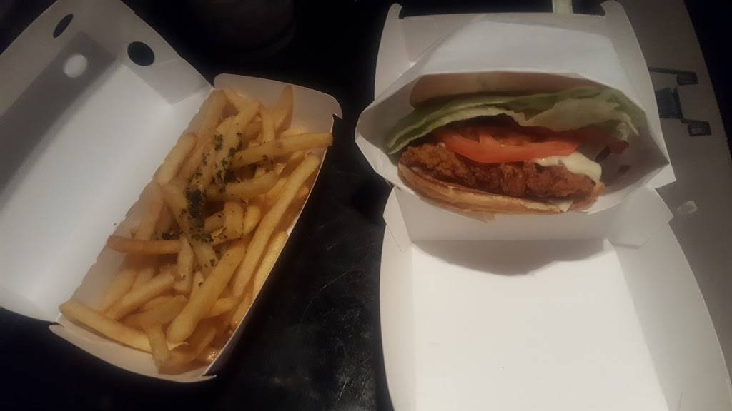 Jack in the Box | restaurant | 27256 CA-74, Menifee, CA 92585, USA | 9514380800 OR +1 951-438-0800