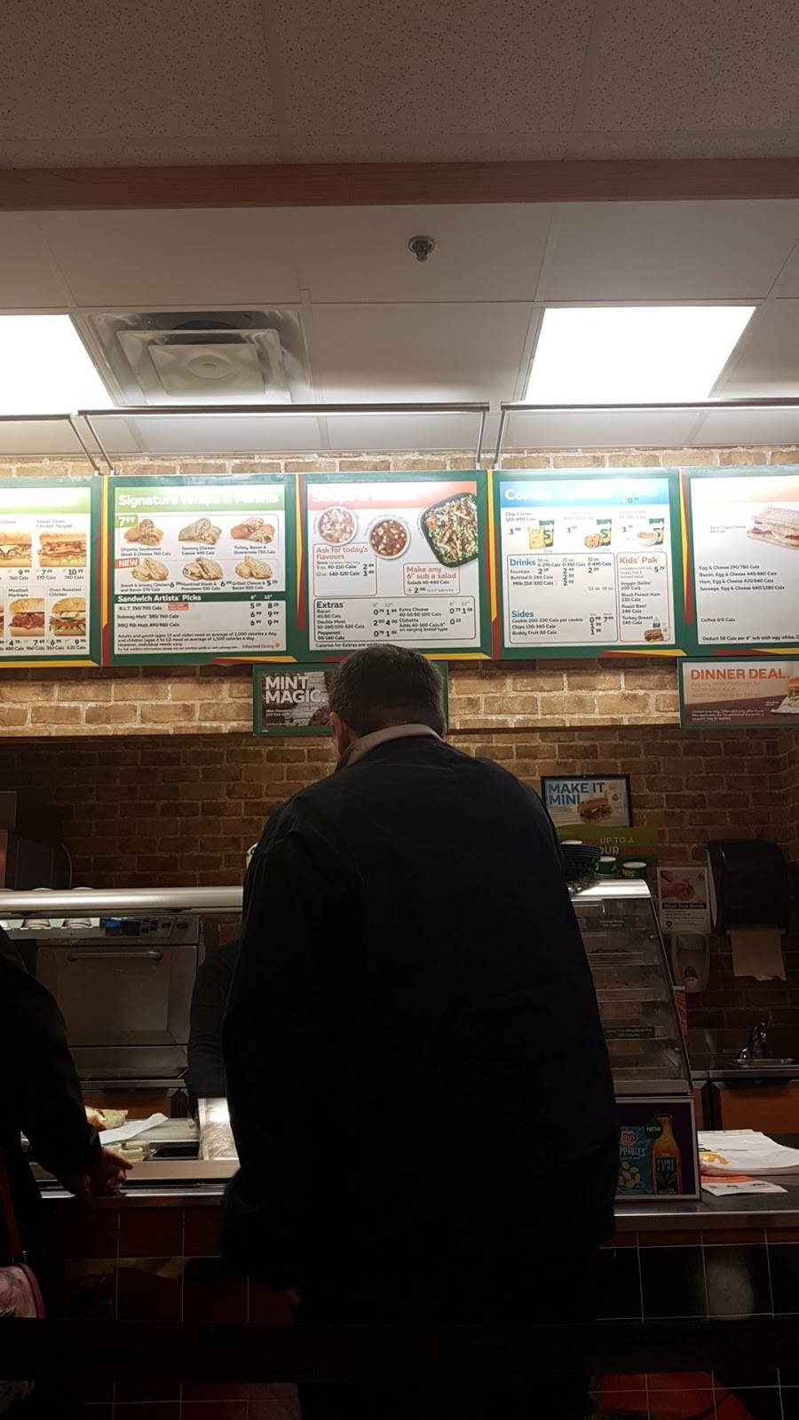 Subway | restaurant | 995 Paisley Road West Hills Centre West Hills Building E, Unit 17, Guelph, ON N1K 1X6, Canada | 5198214343 OR +1 519-821-4343