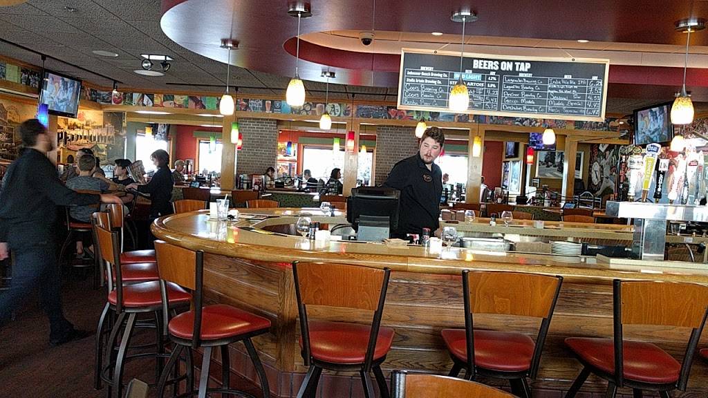 Applebees Grill + Bar | restaurant | 5301 Old Redwood Hwy N, Petaluma, CA 94954, USA | 7077920500 OR +1 707-792-0500