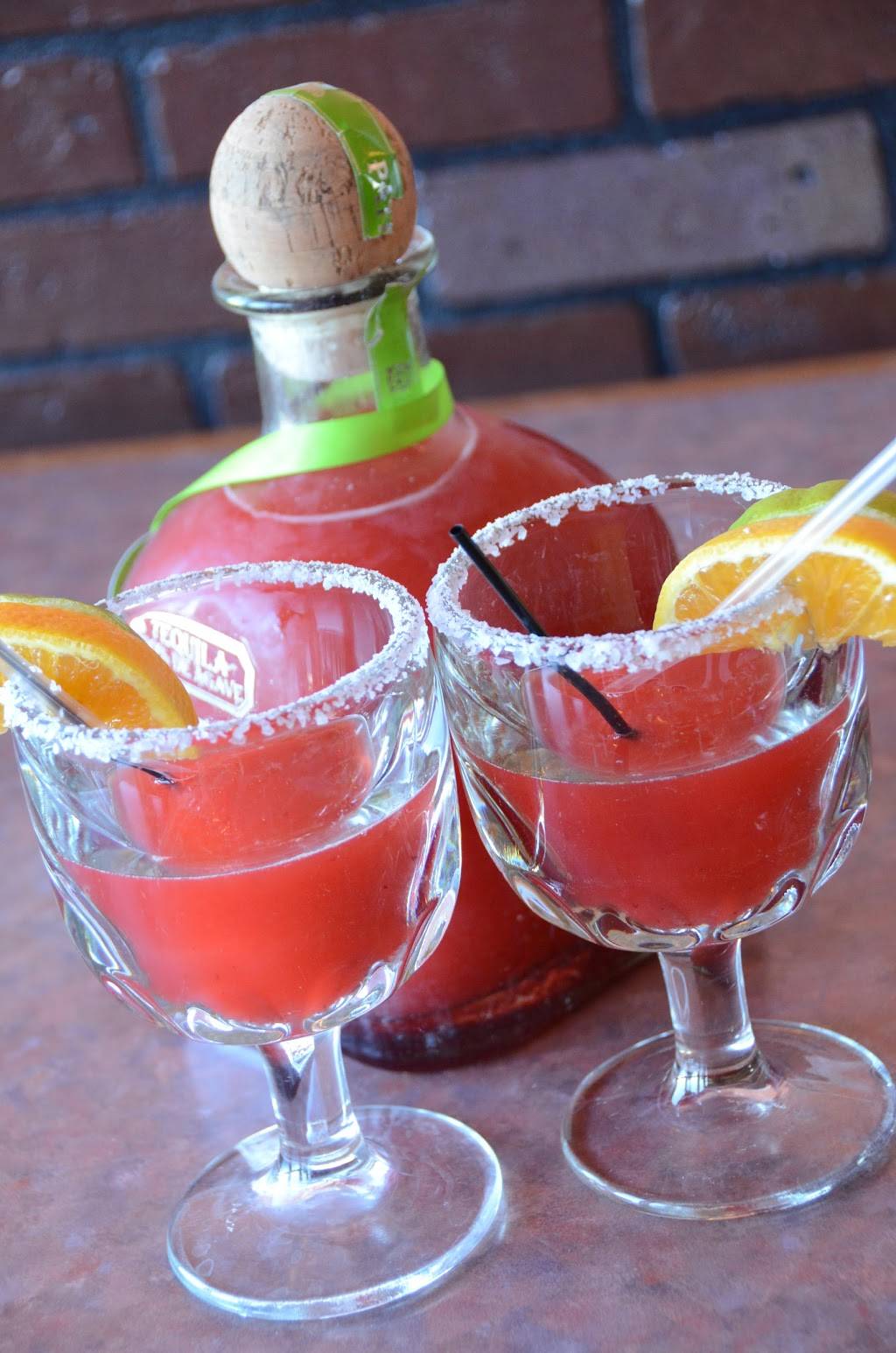 La Feria Mexican Restaurant | restaurant | 4450 E University Ave, Pleasant Hill, IA 50327, USA | 5152625448 OR +1 515-262-5448