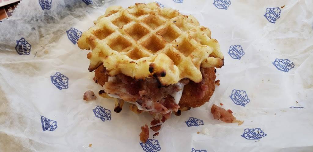 White Castle | restaurant | 2998 Homer Adams Pkwy, Alton, IL 62002, USA | 6184624928 OR +1 618-462-4928