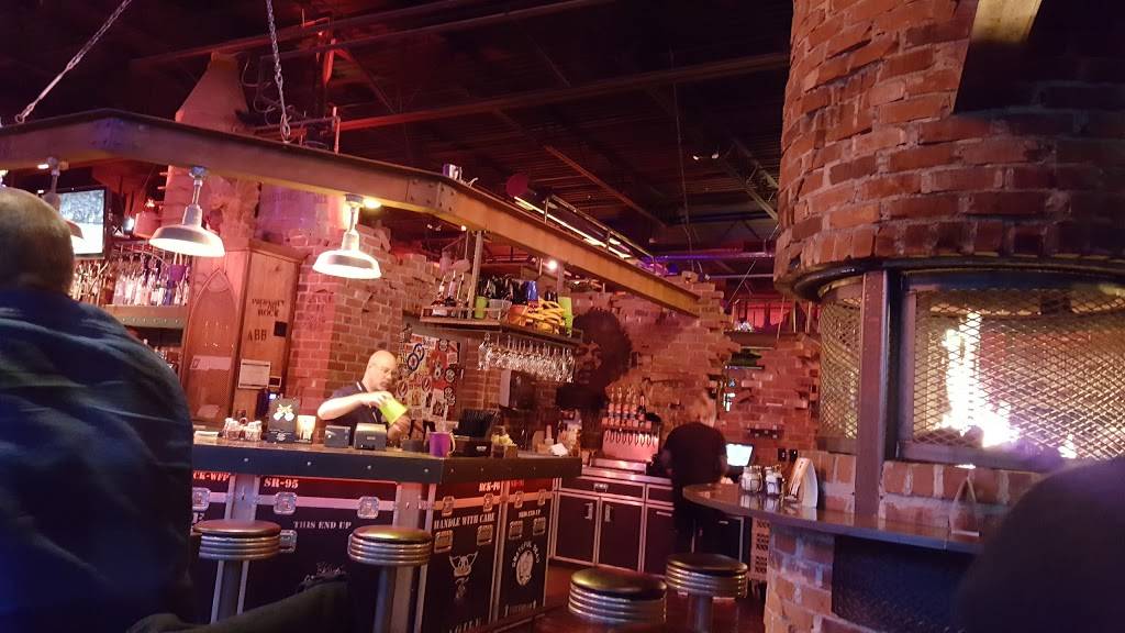 The Rock Wood Fired Pizza | restaurant | 2295 NW, NE Allie Ave, Hillsboro, OR 97124, USA | 5037475804 OR +1 503-747-5804