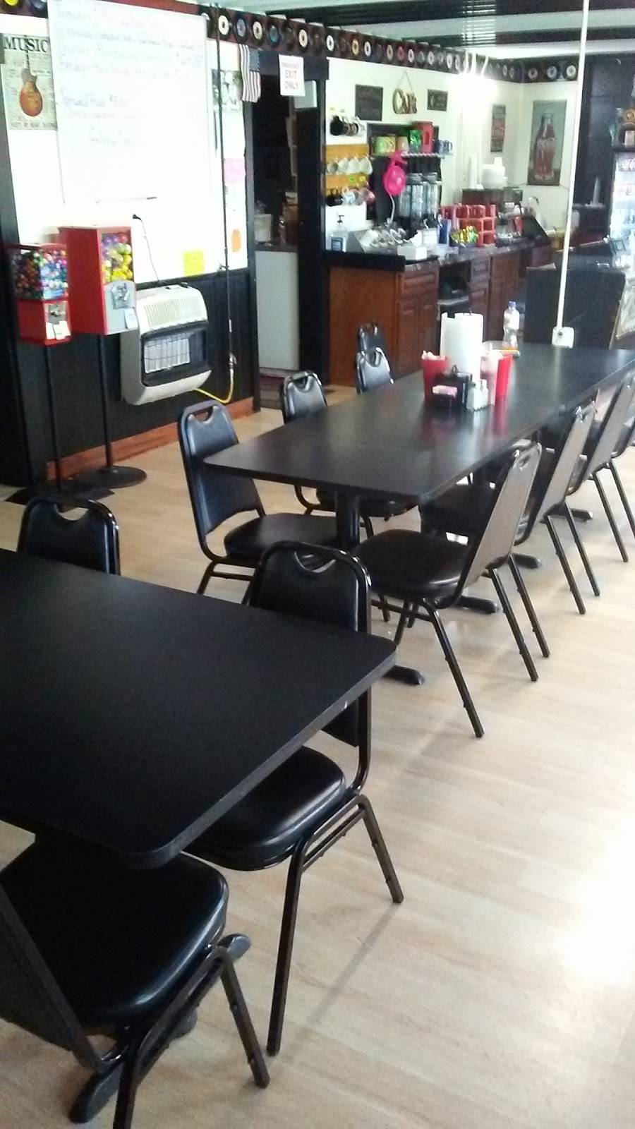 Crystal Cafe | restaurant | 1295 IN-64, Ramsey, IN 47166, USA | 8123470550 OR +1 812-347-0550