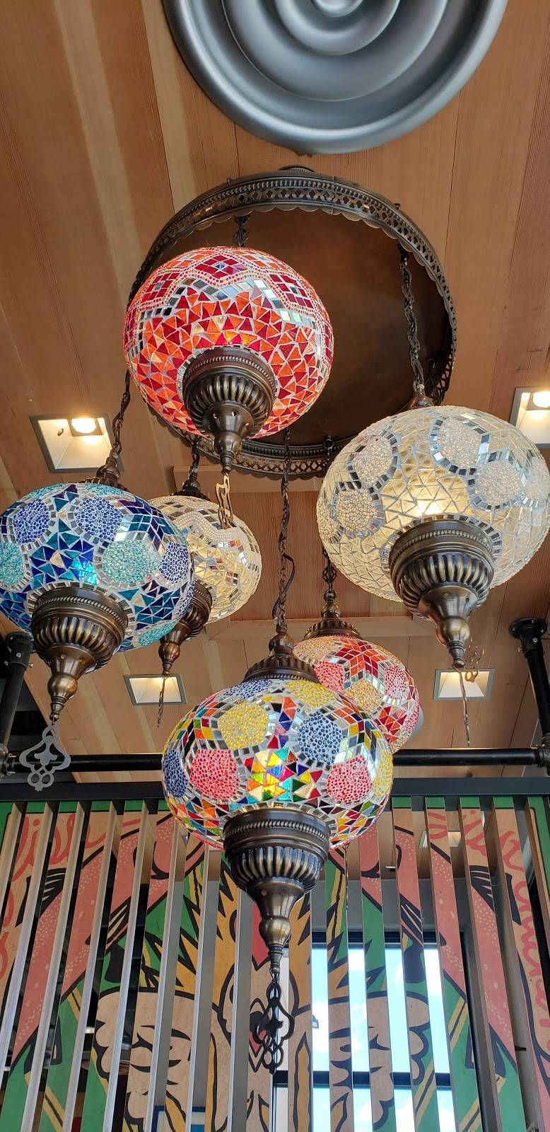 Raising Canes Chicken Fingers | meal takeaway | 200 S MacArthur Blvd, Oklahoma City, OK 73128, USA | 4059495549 OR +1 405-949-5549