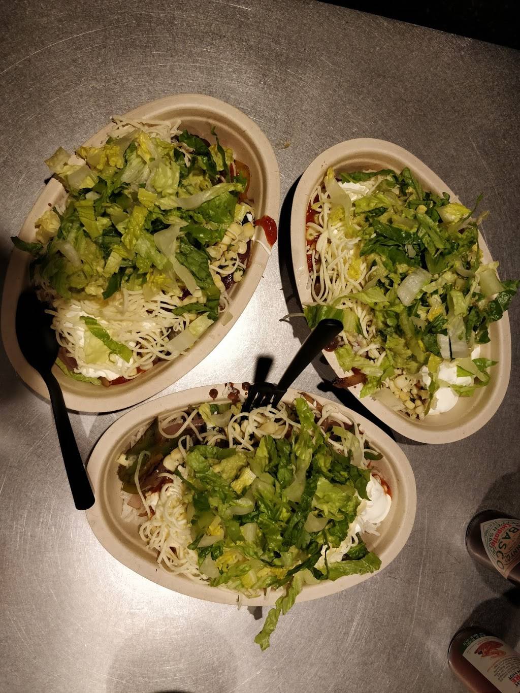 Chipotle Mexican Grill | restaurant | 18019 Highwoods Preserve Pkwy, Tampa, FL 33647, USA | 8139771520 OR +1 813-977-1520