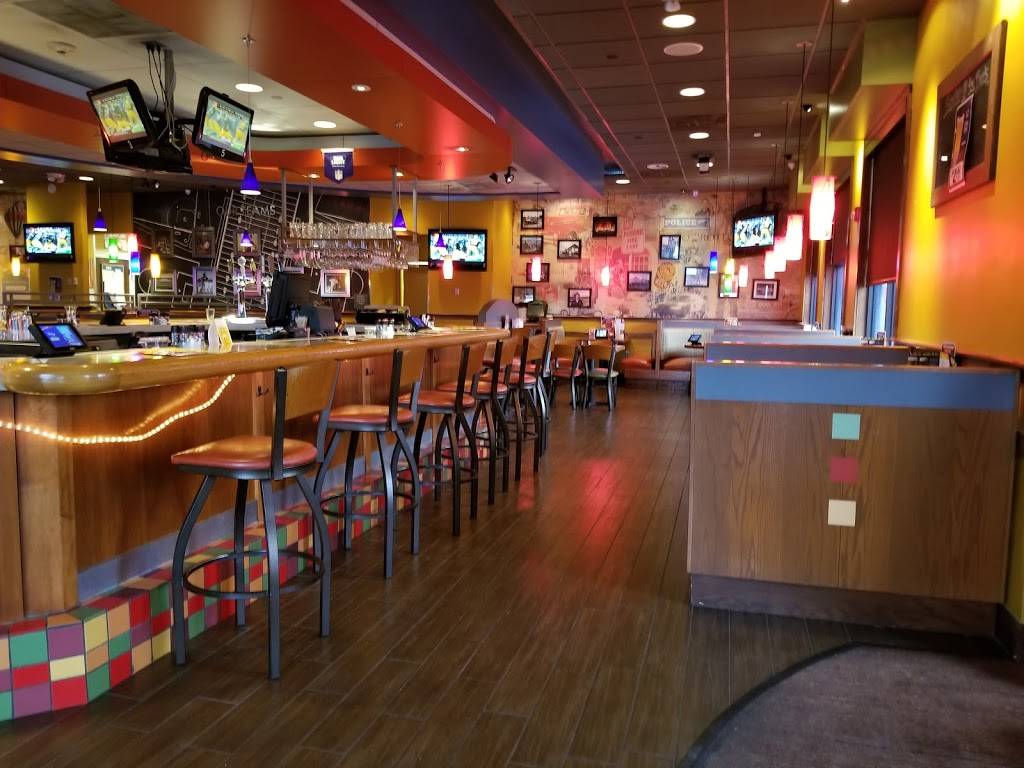 Applebees Grill + Bar | restaurant | 45 Riverton Commons Plaza, Front Royal, VA 22630, USA | 5406354302 OR +1 540-635-4302