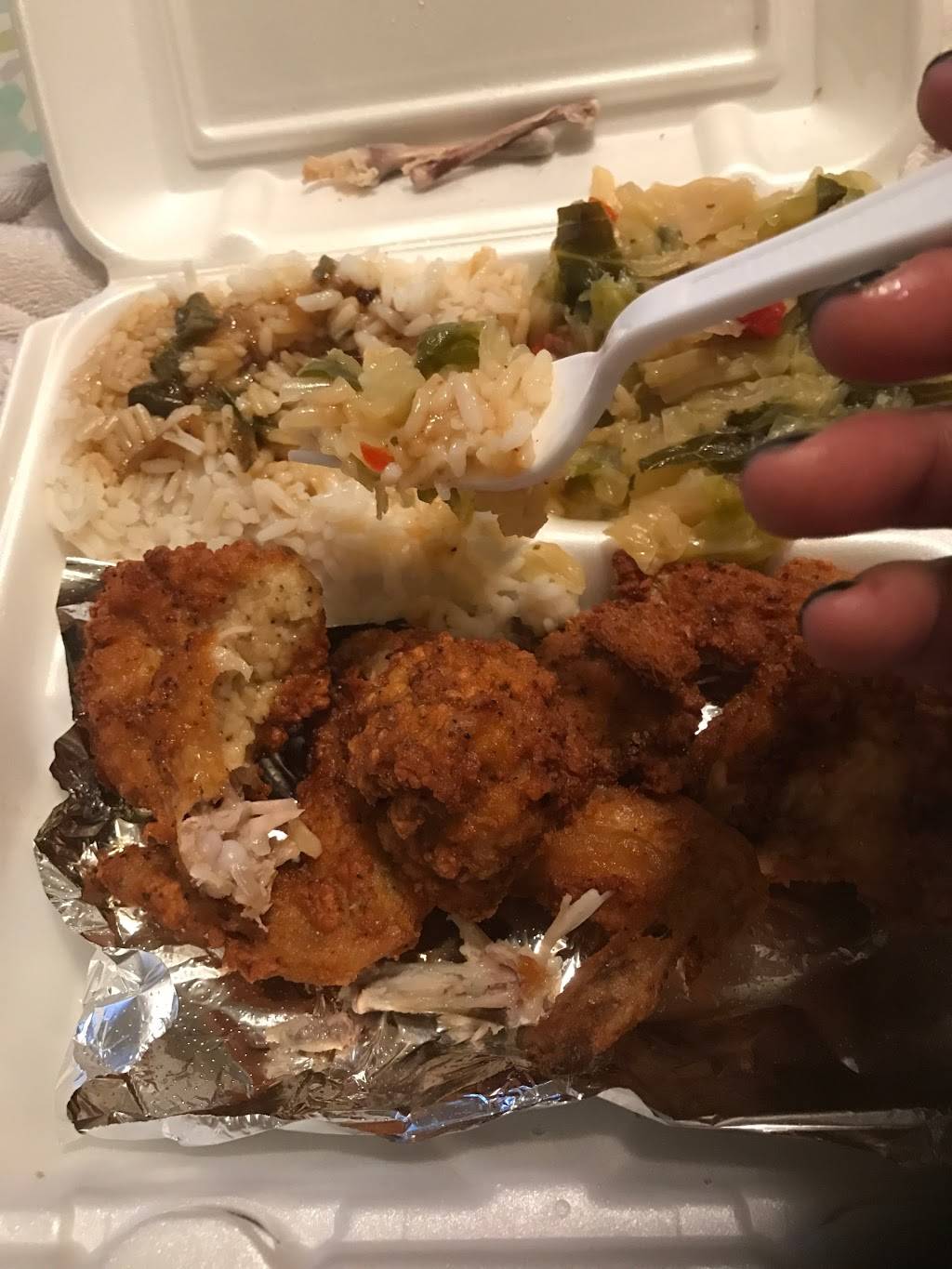 Food for Your Soul | restaurant | 2039 S 5th St, Philadelphia, PA 19148, USA | 2153727340 OR +1 215-372-7340