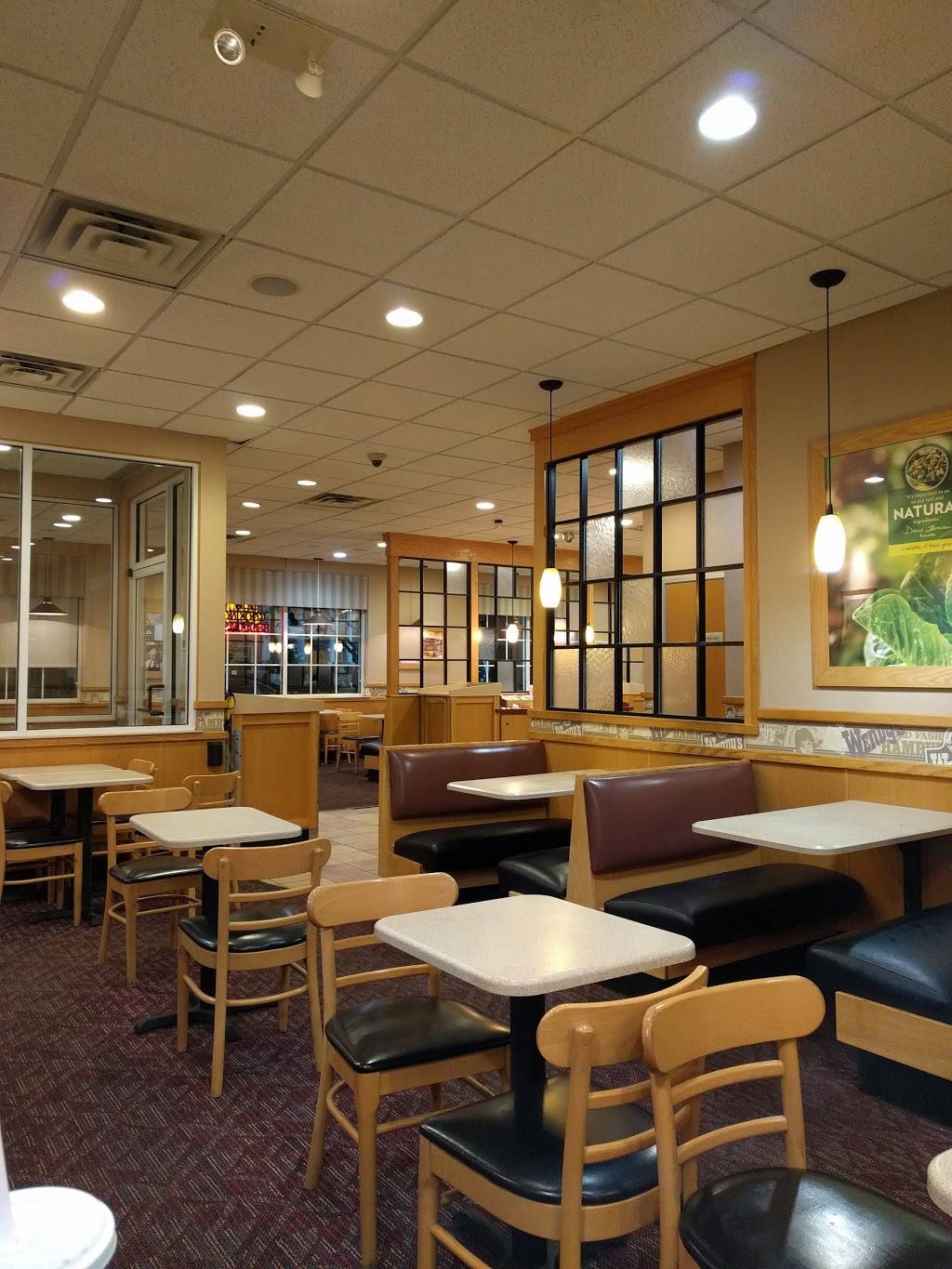 Wendys | restaurant | 1054 E Broad St, Columbus, OH 43205, USA | 6142518461 OR +1 614-251-8461