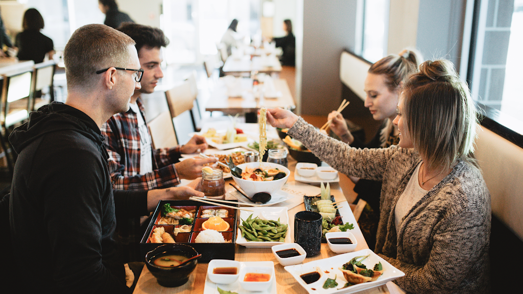 Ginza Sushi & Ramen Bar | restaurant | 1015 Michigan St NE, Grand Rapids, MI 49503, USA | 6162724116 OR +1 616-272-4116