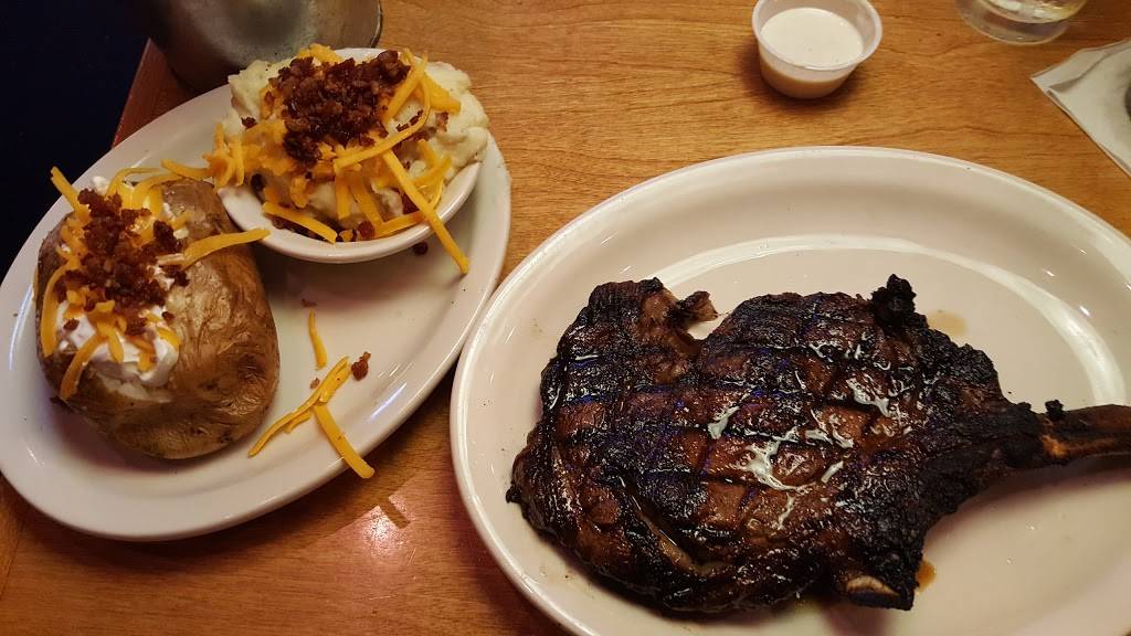 Texas Roadhouse | restaurant | 820 U.S. 9, Queensbury, NY 12804, USA | 5187619300 OR +1 518-761-9300