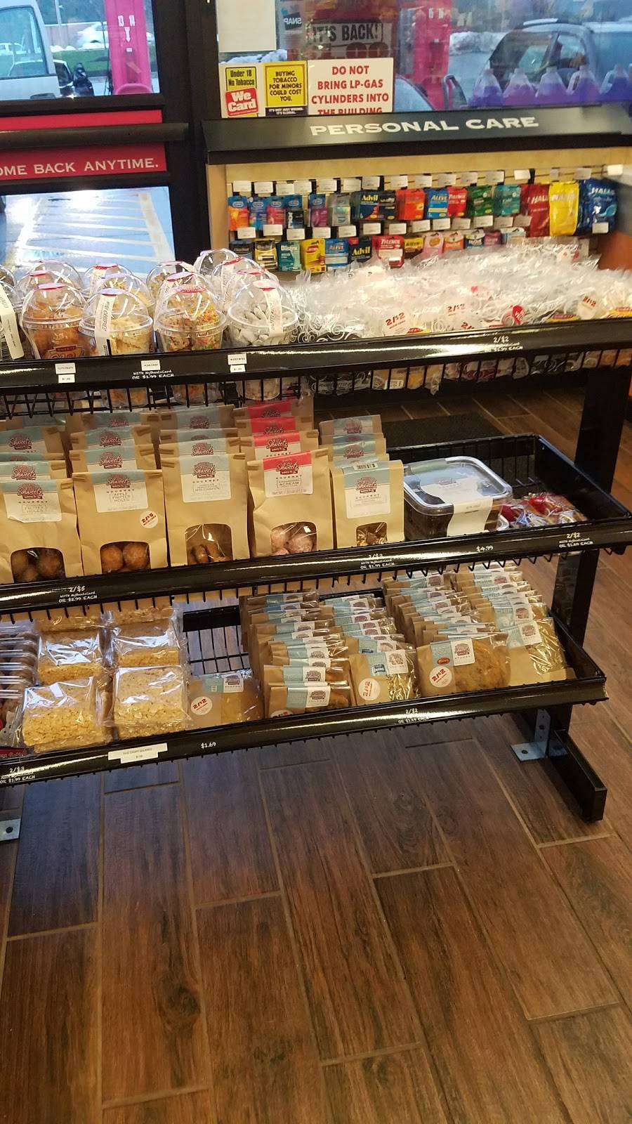 Sheetz #423 | cafe | 3998 E Market St, York, PA 17402, USA | 7178403838 OR +1 717-840-3838