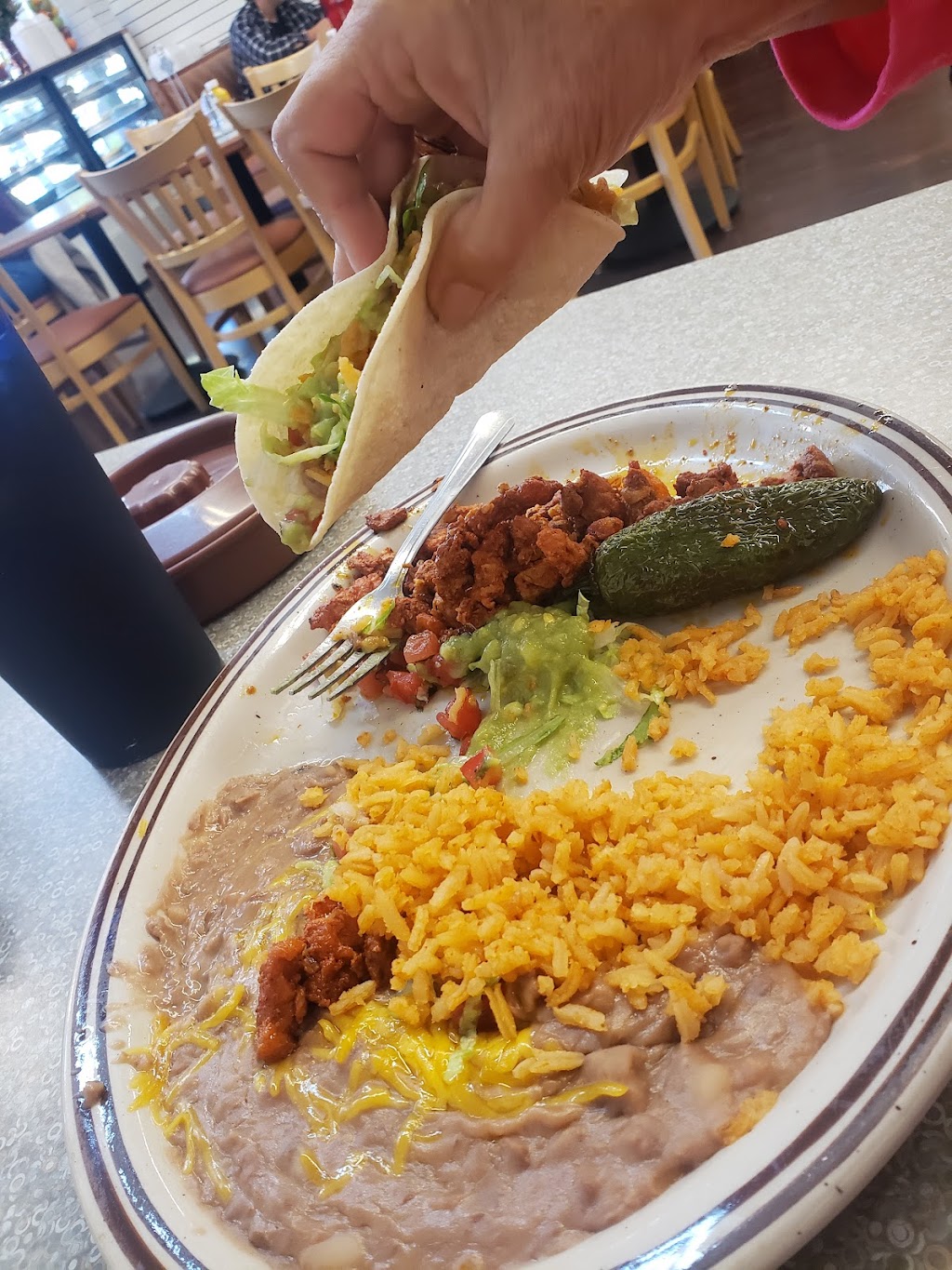 Calvarios Family Restaurant | restaurant | 30 N Main St, Parowan, UT 84761, USA | 4354779069 OR +1 435-477-9069