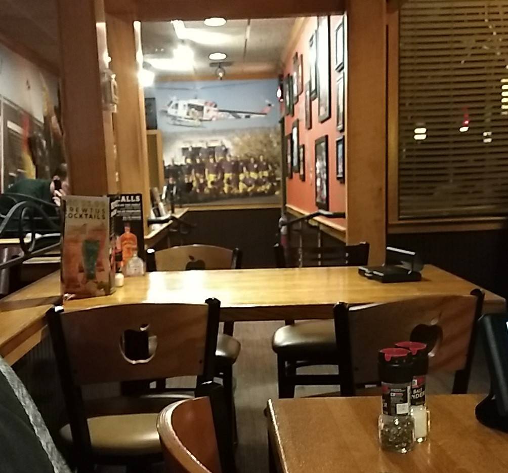 Applebees Grill + Bar | restaurant | 2030 Business Ln, Chico, CA 95928, USA | 5303436888 OR +1 530-343-6888
