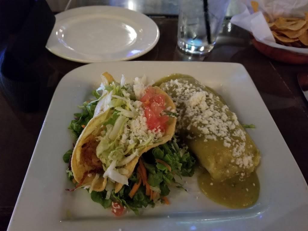 El Cisne Restaurant | meal takeaway | 4717 E Sunrise Dr, Tucson, AZ 85718, USA | 5206386160 OR +1 520-638-6160