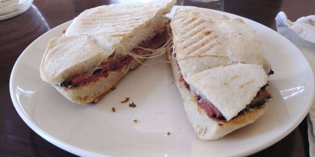 La Maison Blanche Bakery Cafe | cafe | 5420 NY-12, Norwich, NY 13815, USA | 6073369666 OR +1 607-336-9666