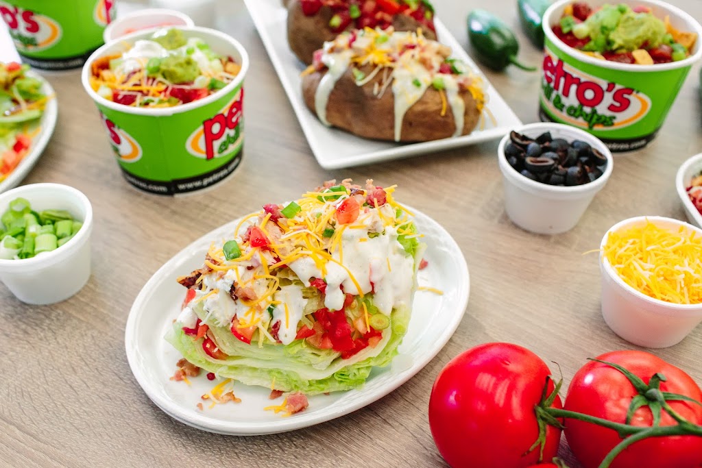 Petros Chili & Chips - Bristol | restaurant | 940 Volunteer Pkwy, Bristol, TN 37620, USA | 4232170067 OR +1 423-217-0067