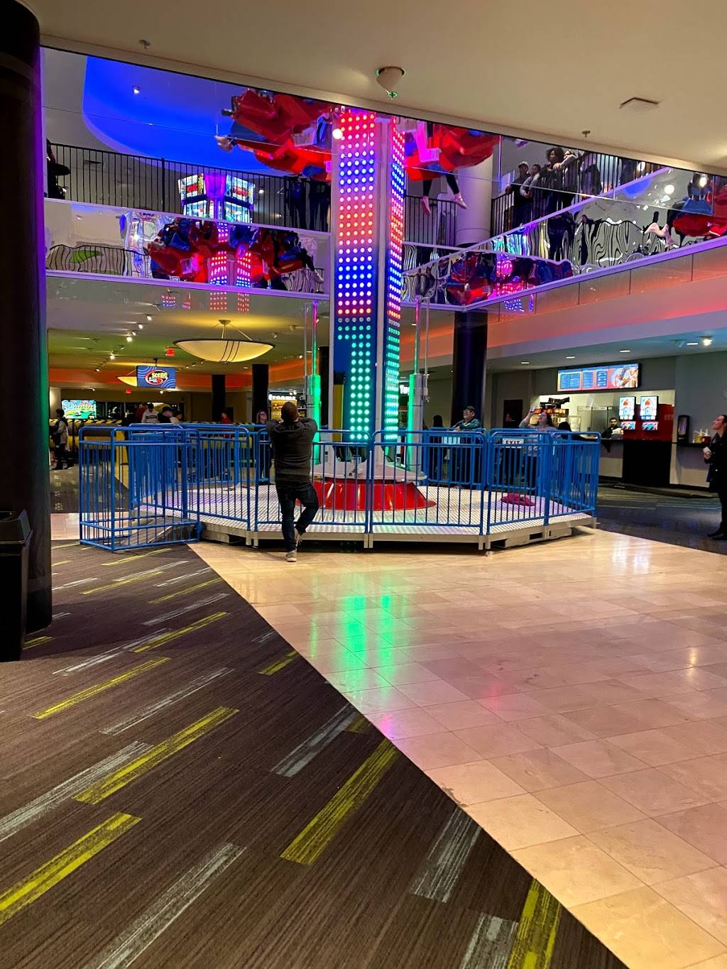 Scene75 Entertainment Center I Columbus | restaurant | 5033 Tuttle Crossing Blvd, Dublin, OH 43016, USA | 6144958660 OR +1 614-495-8660