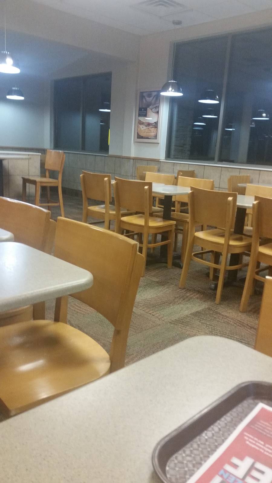 Wendys | restaurant | 15305 US-150, Paris, IL 61944, USA | 2174632254 OR +1 217-463-2254