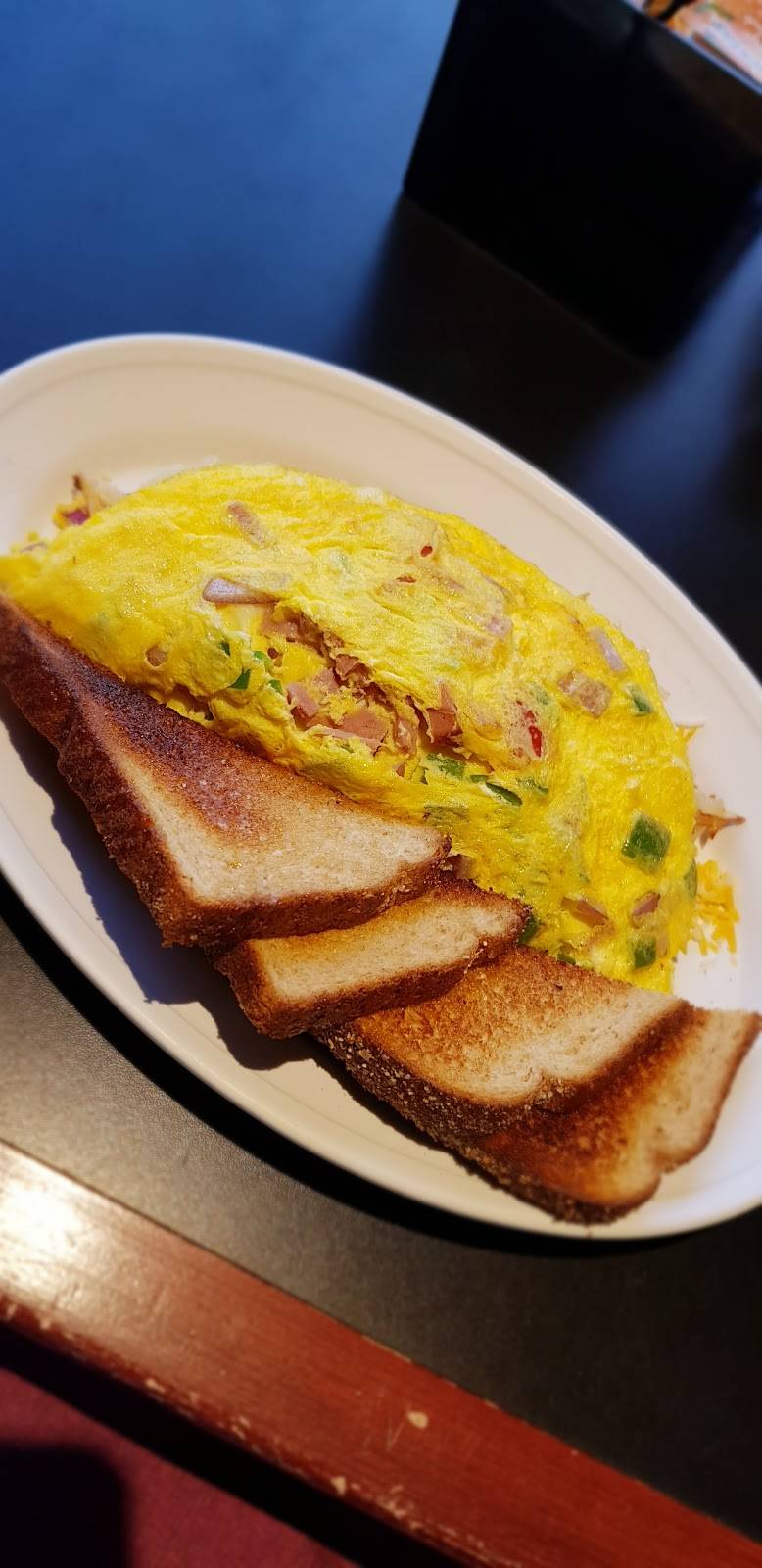 Ursa Major Bistro & Coffee Shop | restaurant | 245 S Benzie Blvd, Beulah, MI 49617, USA | 2313834250 OR +1 231-383-4250