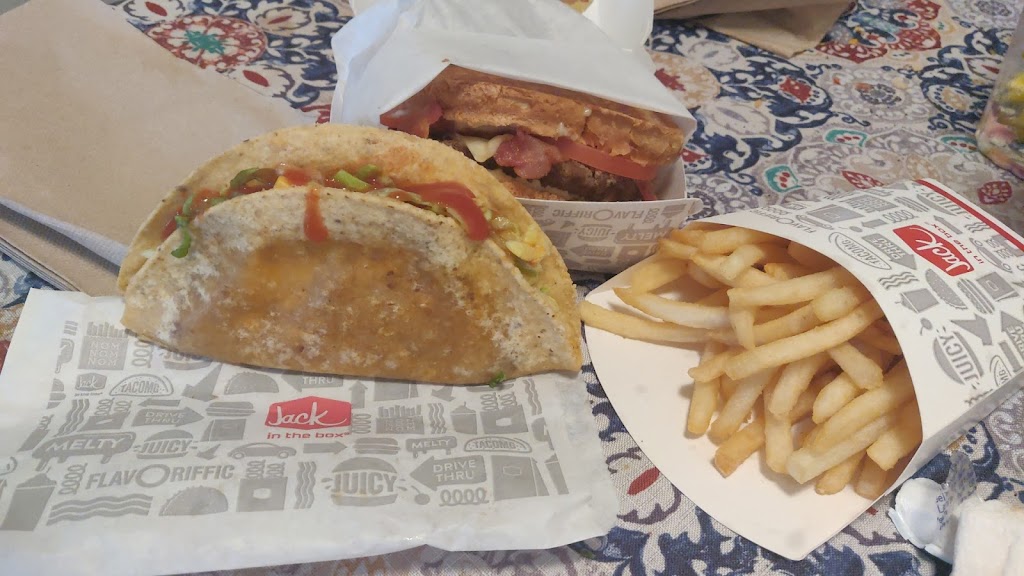 Jack in the Box | restaurant | 4455 E Broadway Blvd, Tucson, AZ 85711, USA | 5203268108 OR +1 520-326-8108