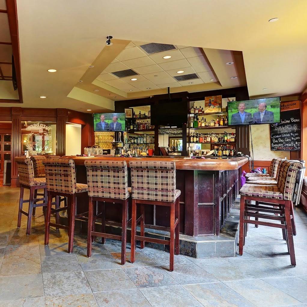 Griffin Room Restaurant & Bar | restaurant | 9600 Turnberry Trail Turnberry Country Club Village of Lakewood IL 60014 US, 9600 Turnberry Trail, Village of Lakewood, IL 60014, USA | 8154550501 OR +1 815-455-0501