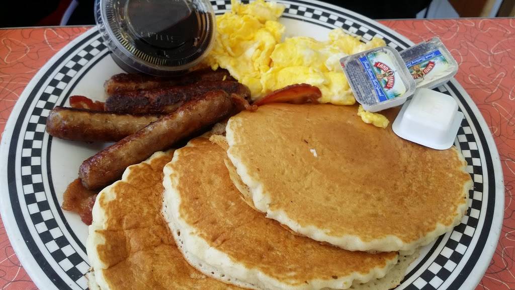 Nicky Ds Coney Island | restaurant | 16953 Livernois, Detroit, MI 48221, USA | 3138641000 OR +1 313-864-1000