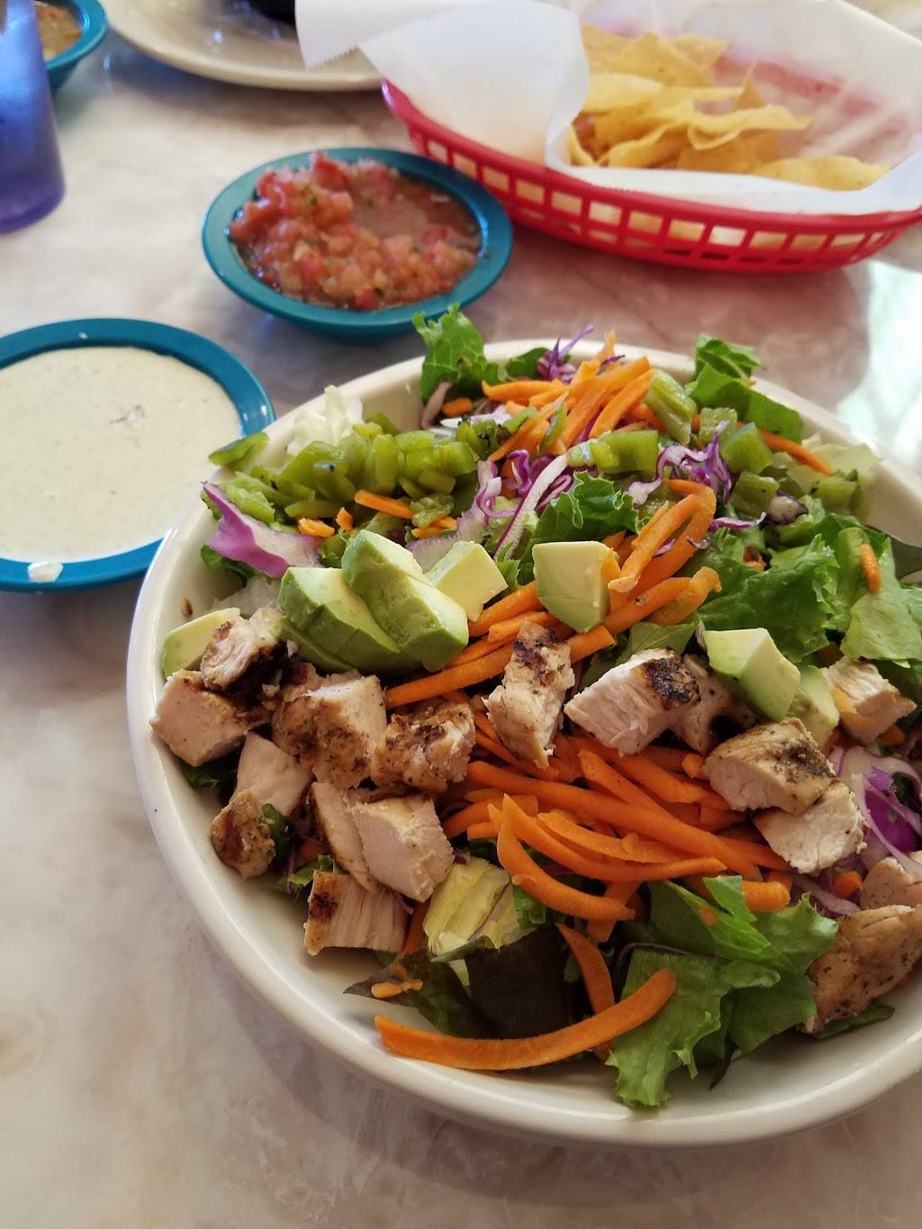 Chuys | restaurant | 28244 Diehl Rd, Warrenville, IL 60555, USA | 6303930911 OR +1 630-393-0911